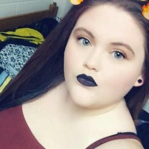 Meet your Posher, Carly